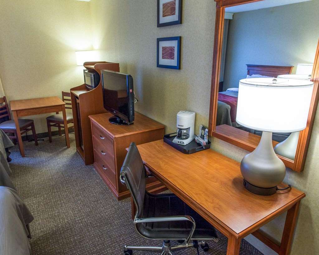 Quality Inn I-25 Pueblo Habitación foto